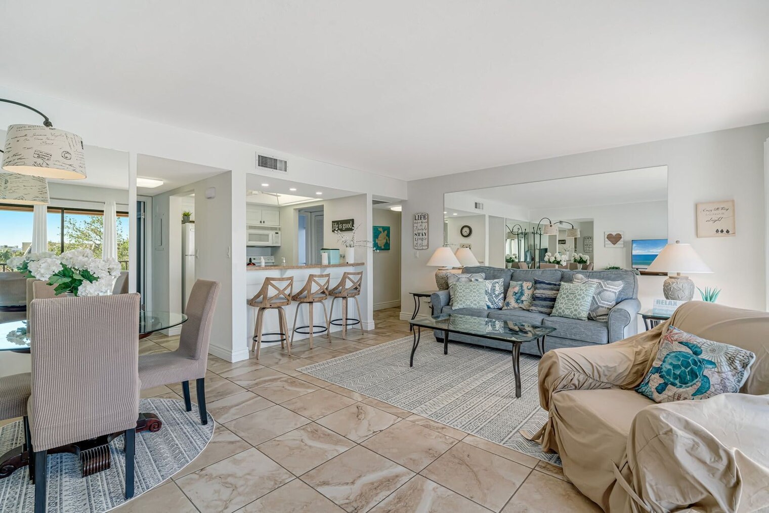 Building Photo - 1400 Cove II Pl