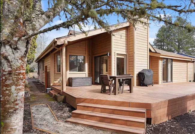 Building Photo - 3664 NW Wisteria Pl