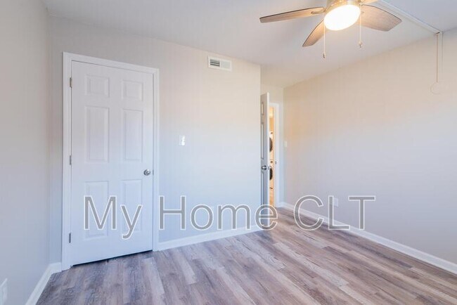 Building Photo - 116 Briarcliff Dr