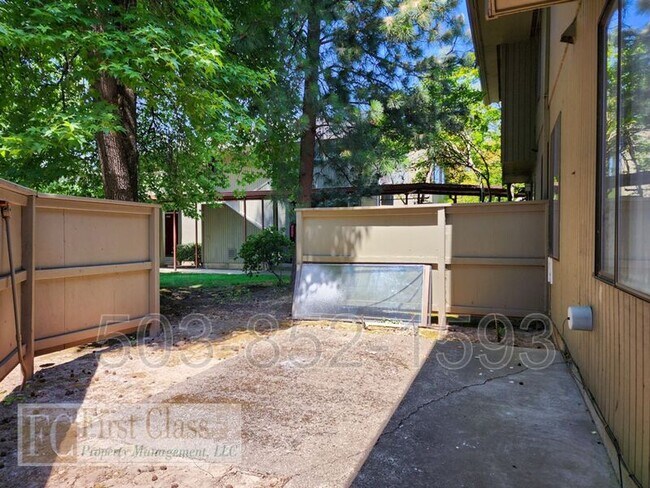 Building Photo - 4852 SW MURRAY Blvd