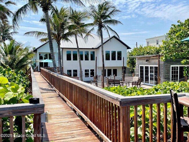 Building Photo - 3585 S Atlantic Ave