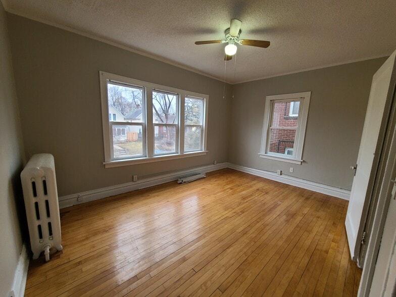 Living area - 3514 14th Ave S