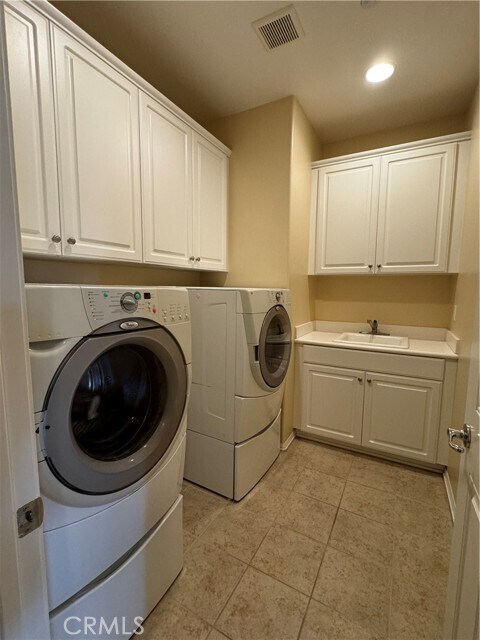 Building Photo - 4029 Villa Modena