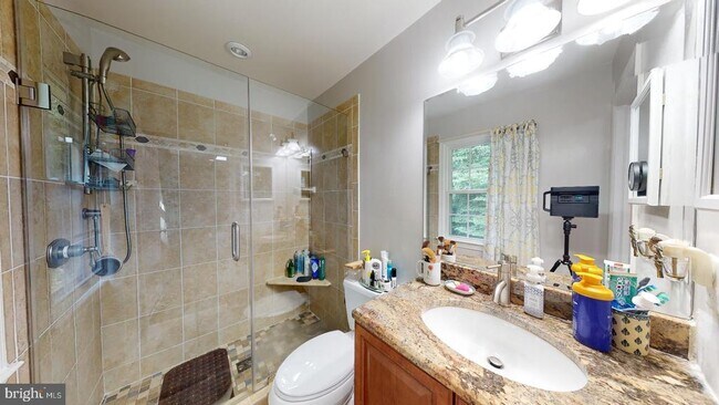 Building Photo - 7628 Chancellor Way