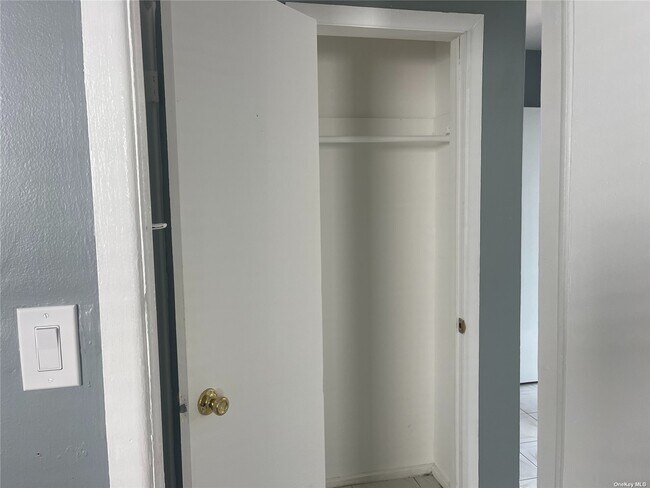 Building Photo - 200 Claridge Ave