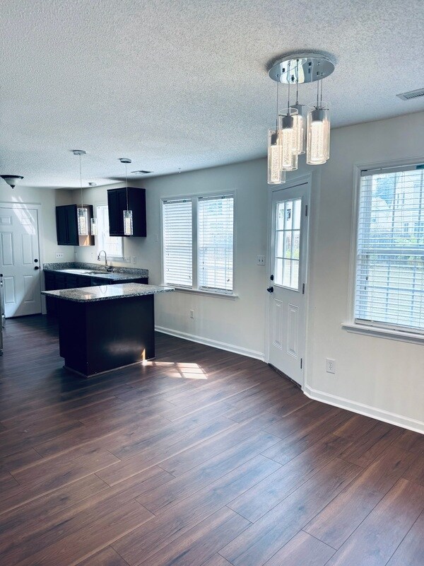 Building Photo - 1225 Bacardi Ct