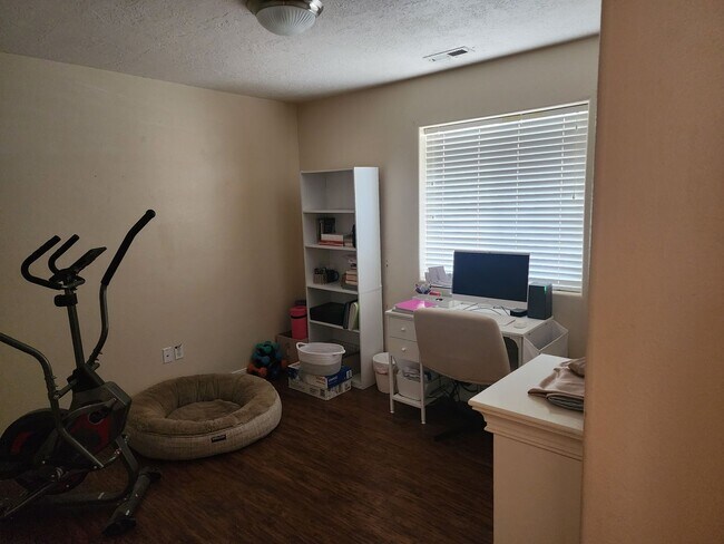 Building Photo - 4147 W 250 N