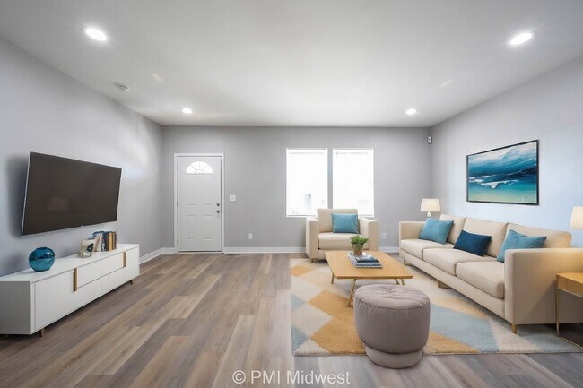 Building Photo - "Spacious 3-Bedroom Duplex with Granite Charm in Indianapolis – 1250 Sq Ft of Modern Living!"