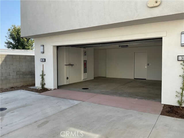 Building Photo - 1415 W Bushell St