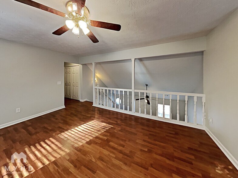 Building Photo - 4825 Hairston Pl