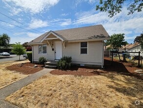 Building Photo - 499 17th St SE