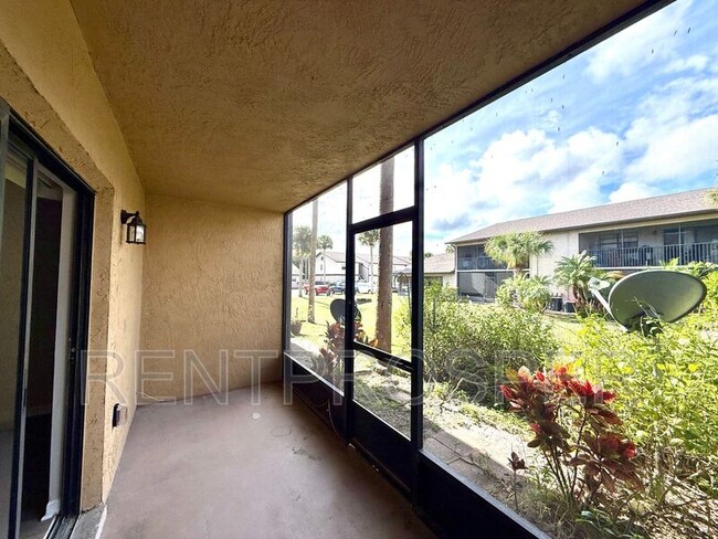 Building Photo - 1044 Mollie Ln