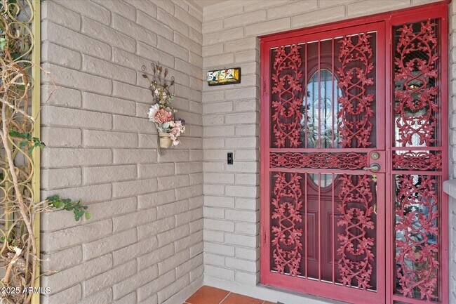 Building Photo - 5152 E Emerald Cir