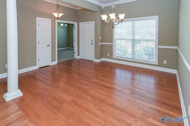 Building Photo - 8821 Belle Mor Dr NW