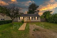 Building Photo - 217 Bob Ln