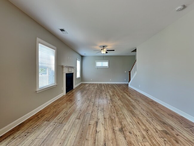 Building Photo - 506 Holden Forest Dr