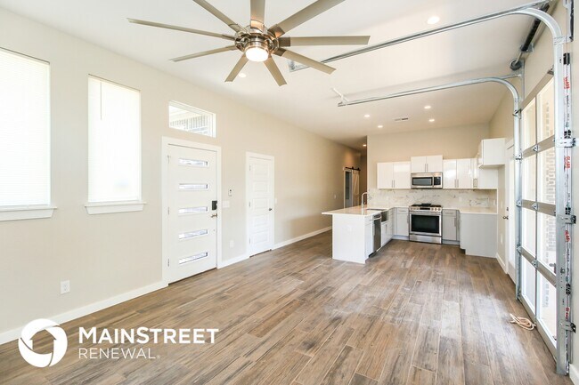 Building Photo - 11319 Paradise Out Ln