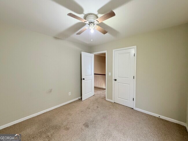 Building Photo - 259 Ascott Ln
