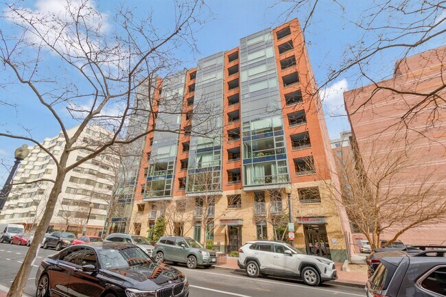 Building Photo - 1117 10th St NW