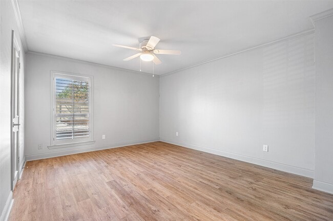 Building Photo - 14707 Barryknoll Ln