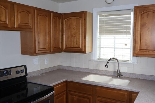 Building Photo - 3908 W North B St