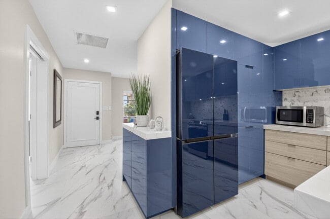 Building Photo - 5753 Spindle Palm Ct