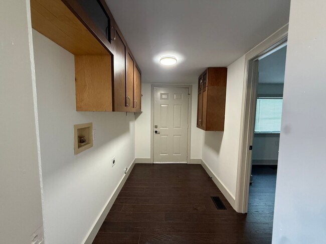 Building Photo - Charming Travelers Rest Cottage Near Swamp Rabbit Trail