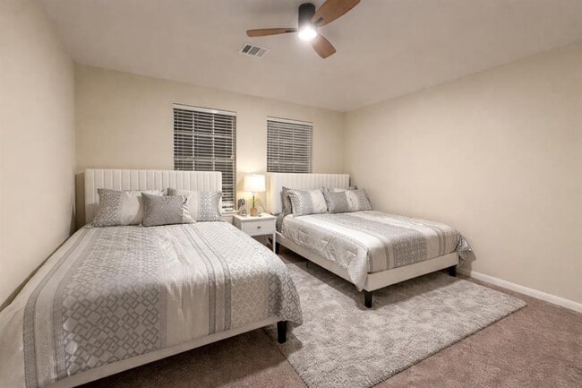 Building Photo - 4124 Canyon Glen Cir