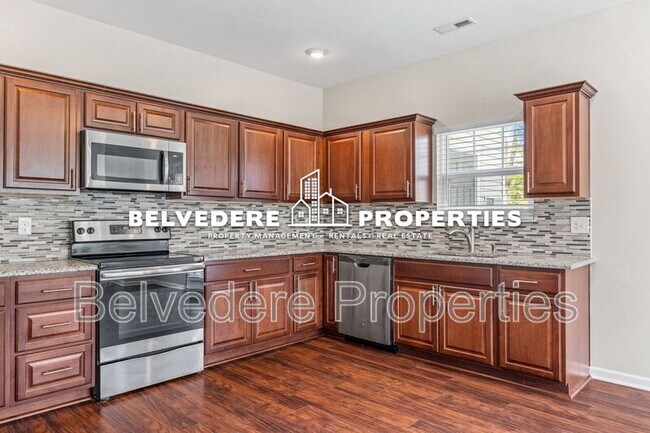Building Photo - 116 Summerland Dr