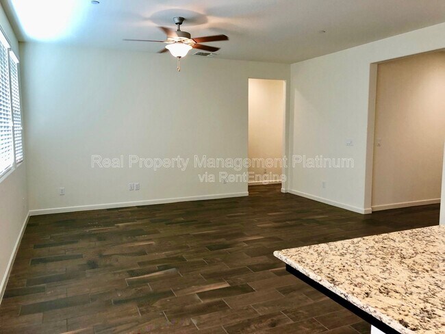 Building Photo - 3417 Descanso Ave