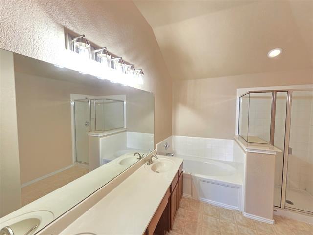 Building Photo - 7720 Labrador Dr