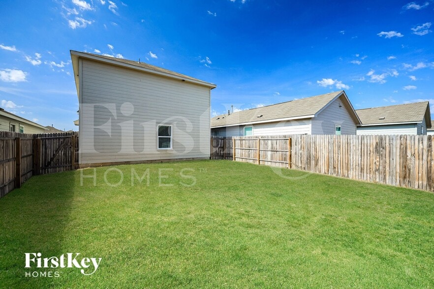 Building Photo - 7266 Plow Run