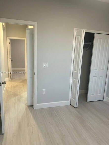 Building Photo - 10387 Port Everglades St