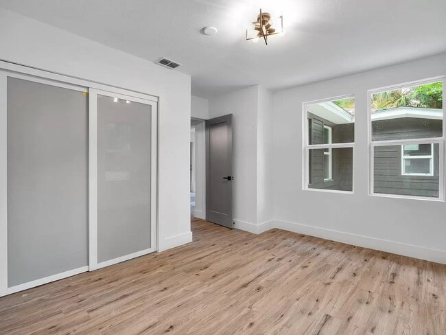 Guest Bedroom 2 - 2912 Gerald Dr