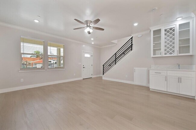 Building Photo - 2603 Beaumont St