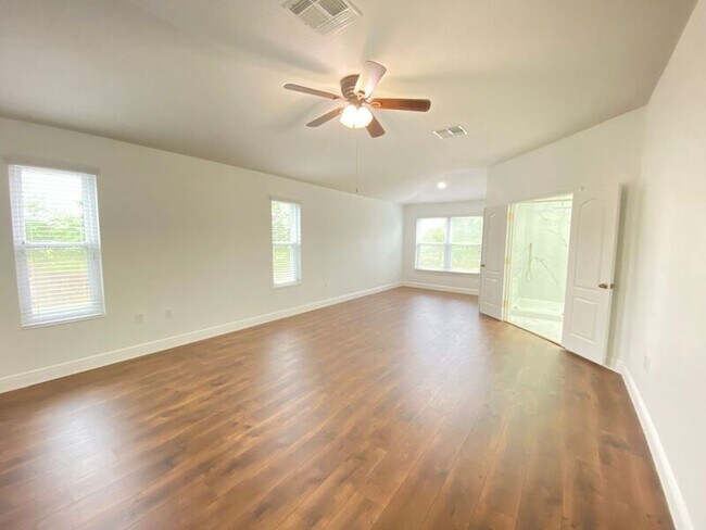 Building Photo - 13110 Moss Park Ridge Dr