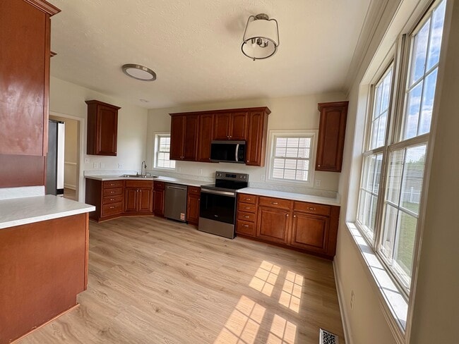 Building Photo - 129 Forever Ct