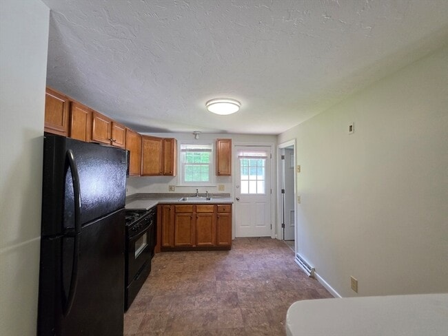 Building Photo - 38 Cobb Dr