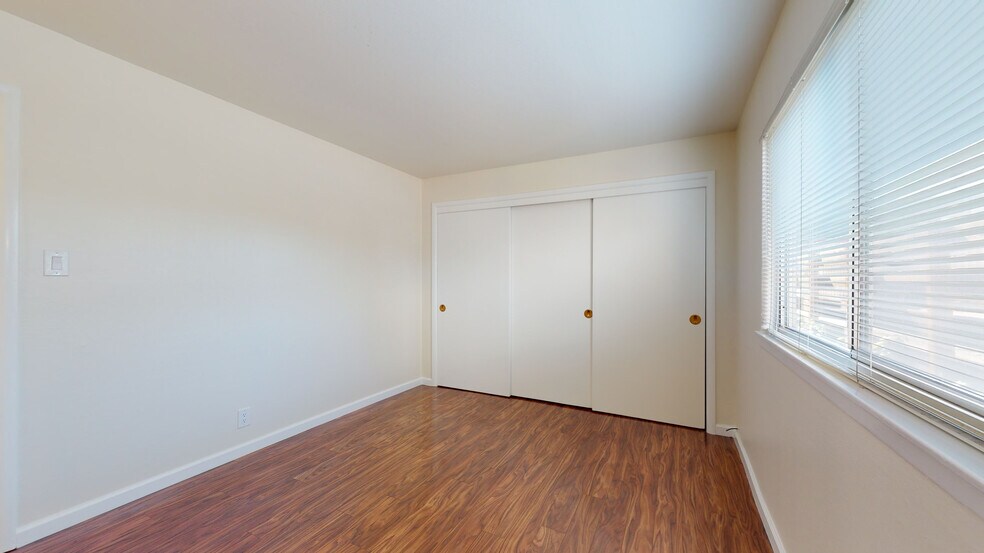 Building Photo - 590 Ralston Ave