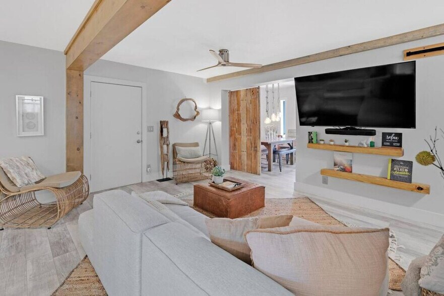 Building Photo - 316 Bream Ave