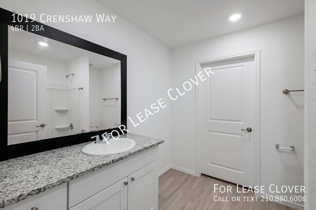 Building Photo - 1019 Crenshaw Wy