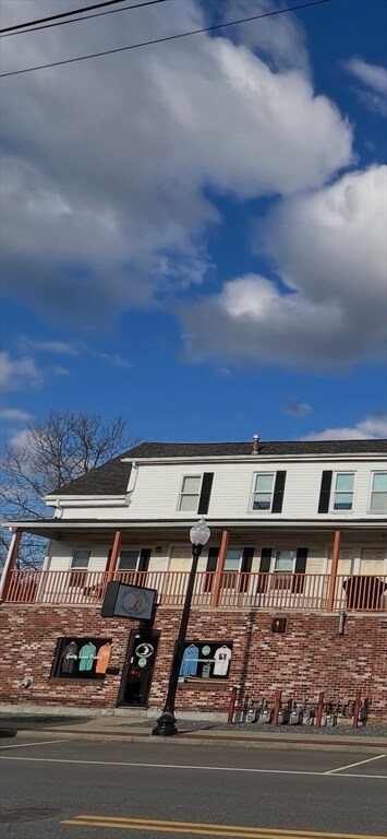 Building Photo - 374-378-378 Union St