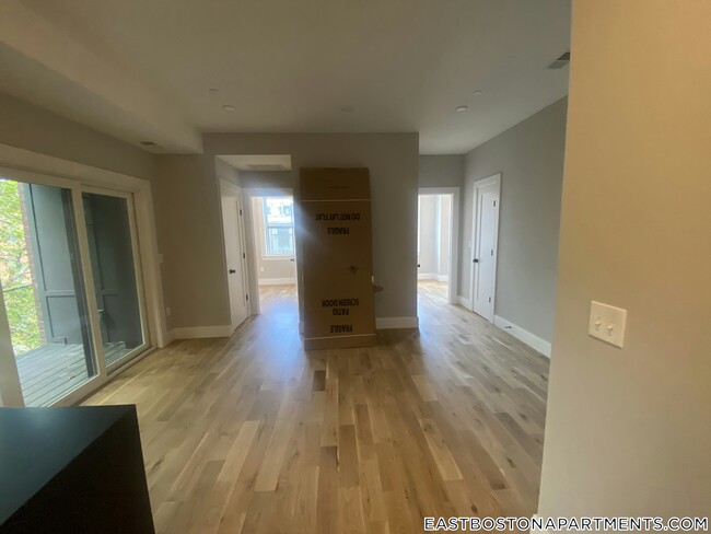 Building Photo - 66 Lubec St