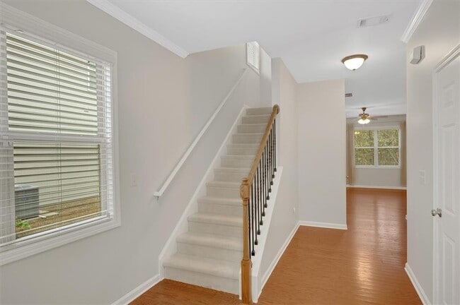 Building Photo - 212 Madison Ave