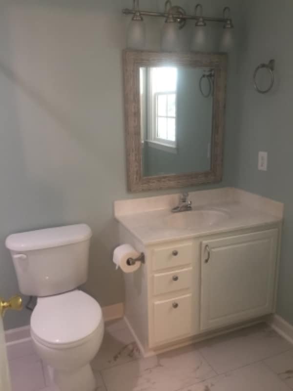 Building Photo - 2210 Trailwood Valley Cir