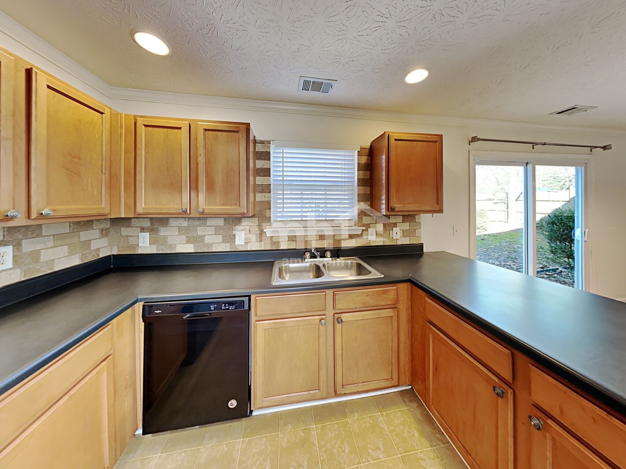 Building Photo - 218 Wild Flower Ln