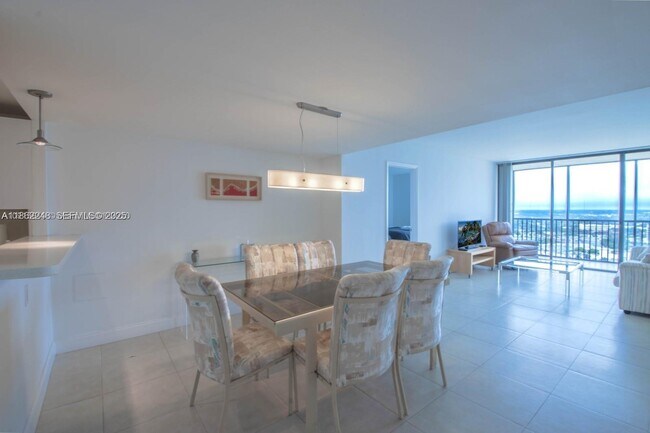 Building Photo - 20335 W Country Club Dr