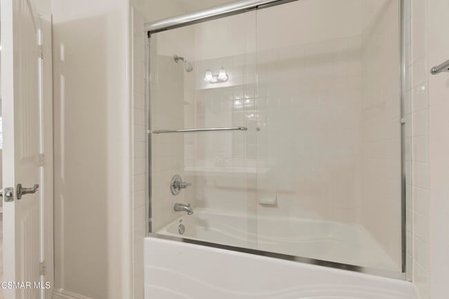 Building Photo - 1521 Silver Shadow Dr