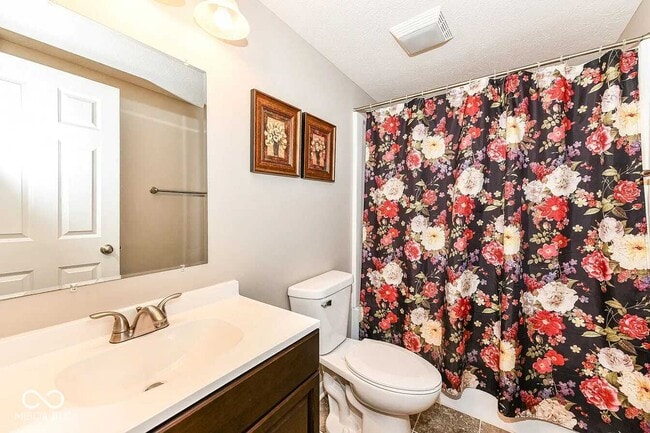 Building Photo - 14080 Knightstown Dr W