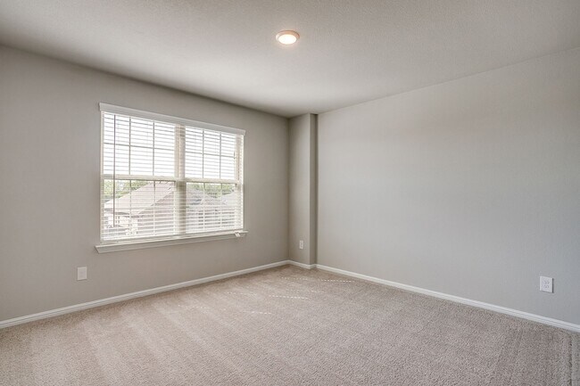 Building Photo - 8924 Lantana Meadow Dr